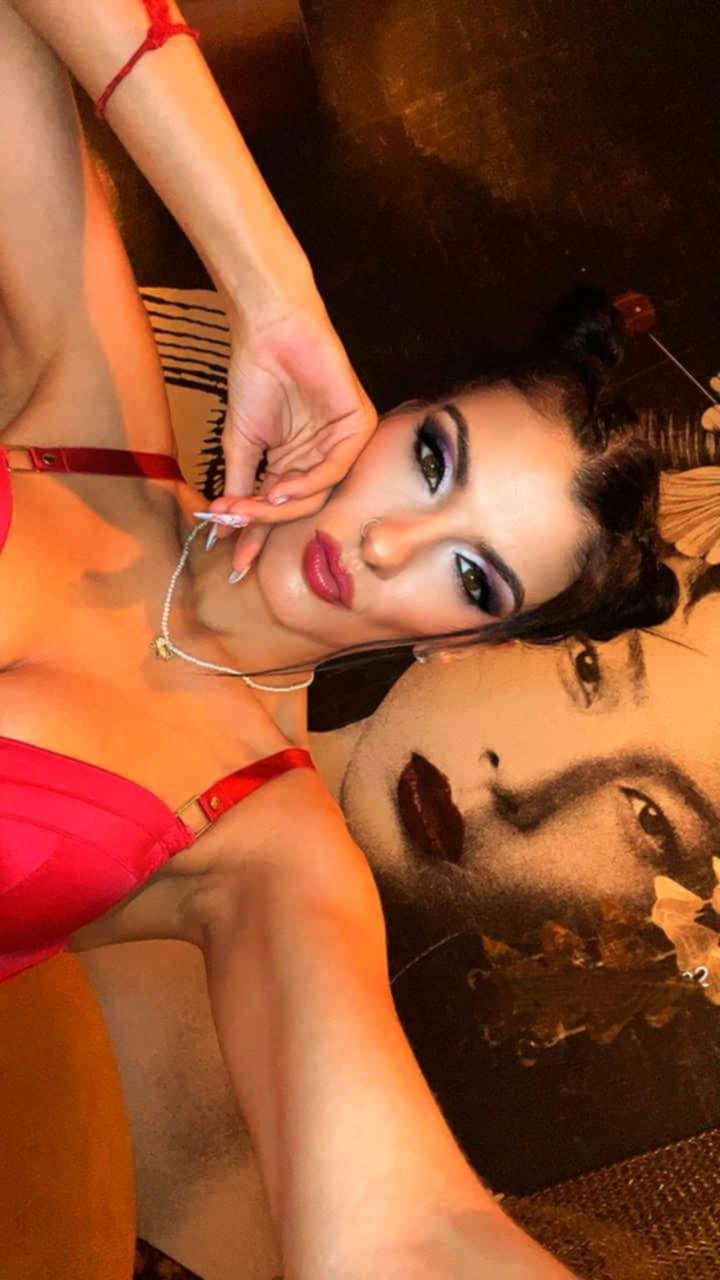 MOLY 2 MOLY – Image 2